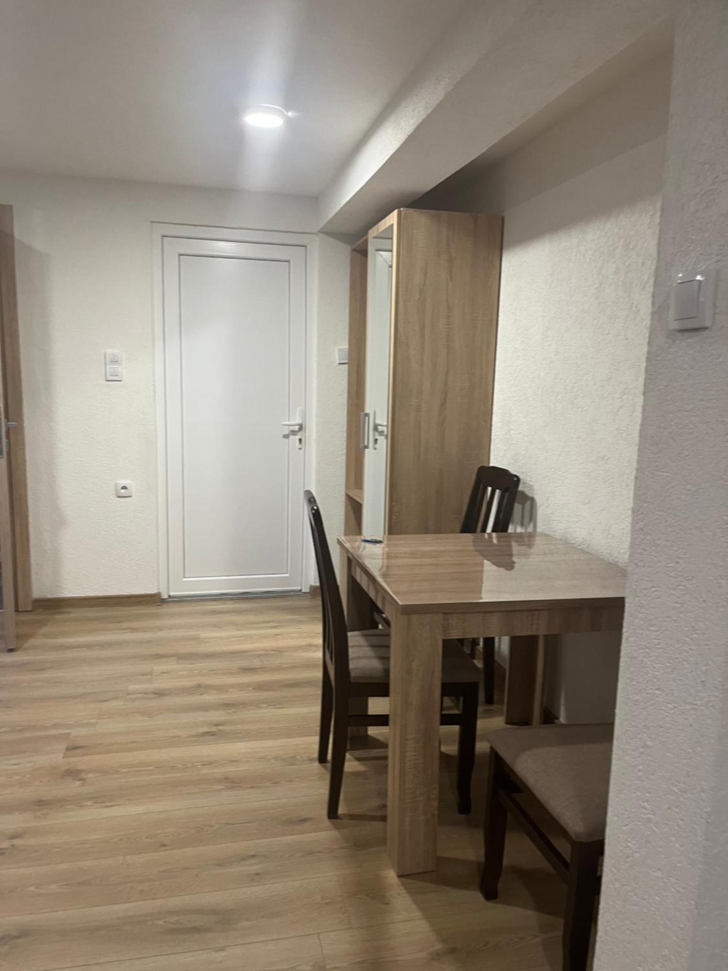 Apartment Seaadrik Bar